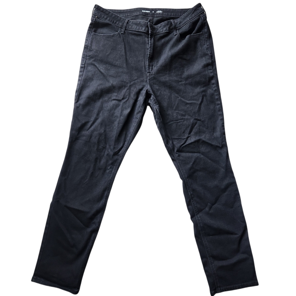 Old Navy Women's Straight Leg Jeans — Black Wash